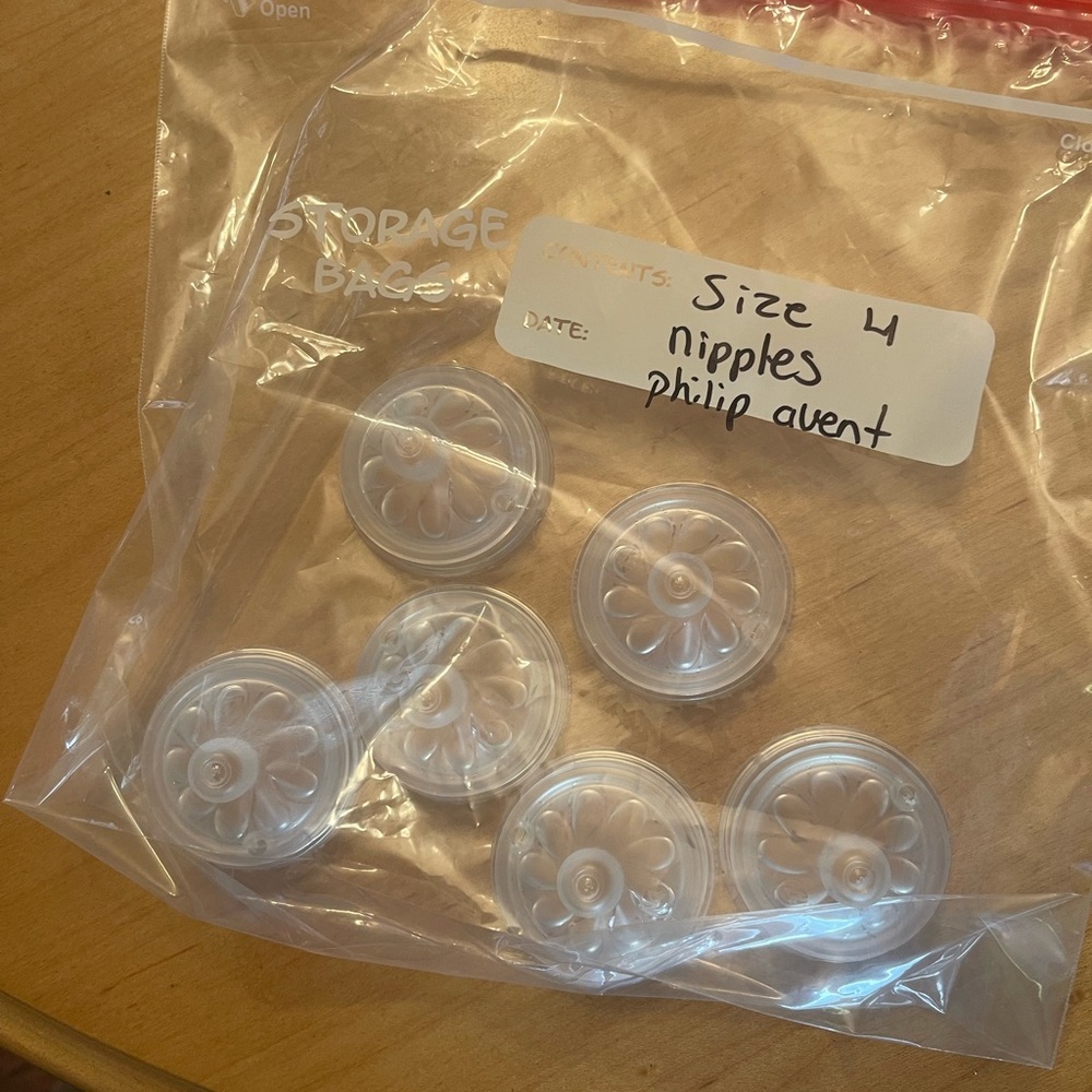 Nipples for Philip avent